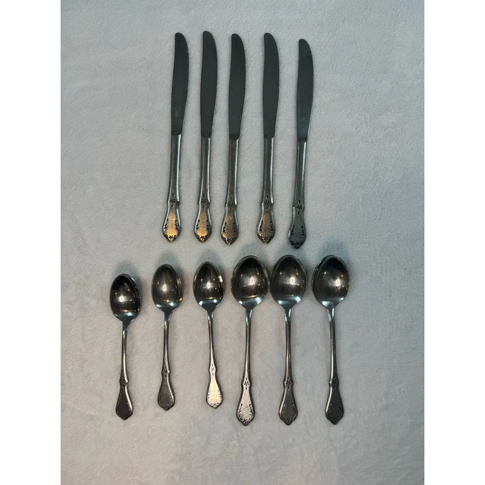 Lot Of 11 Northland KOREA - Stainless Silverware / Flatware Floral‎ Vintage